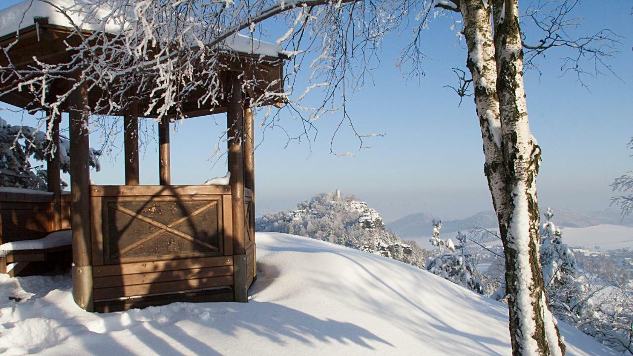 Ferienhaus Und Ferienwohnung "Am Waldsaum" คัวร์ออร์ท กอห์ริช ภายนอก รูปภาพ